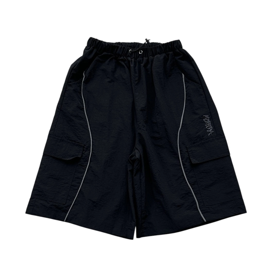 Mertra Short - DK082 Shorts Black