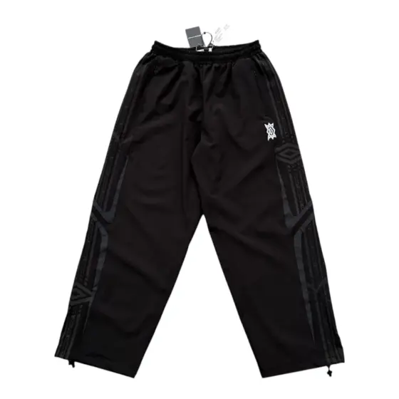 Mertra SweatPants - black