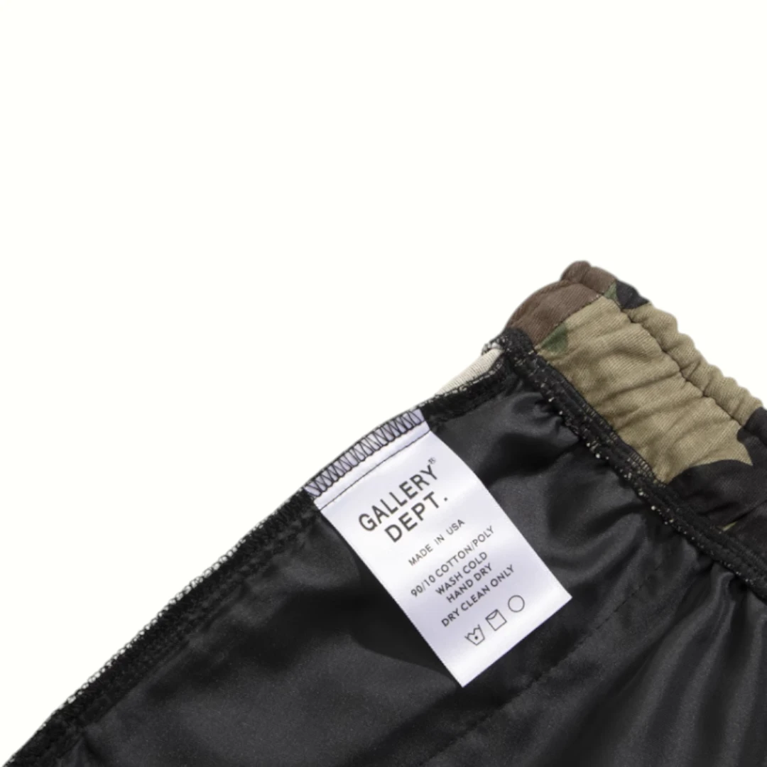 Gallery Dept. camouflage shorts