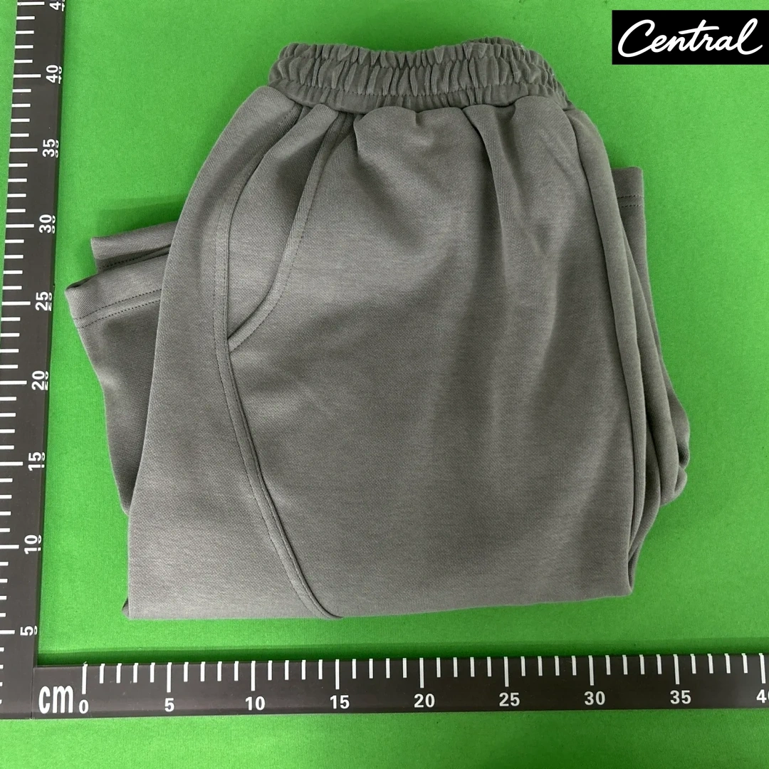 Mertra Short - Shorts Cement Gray