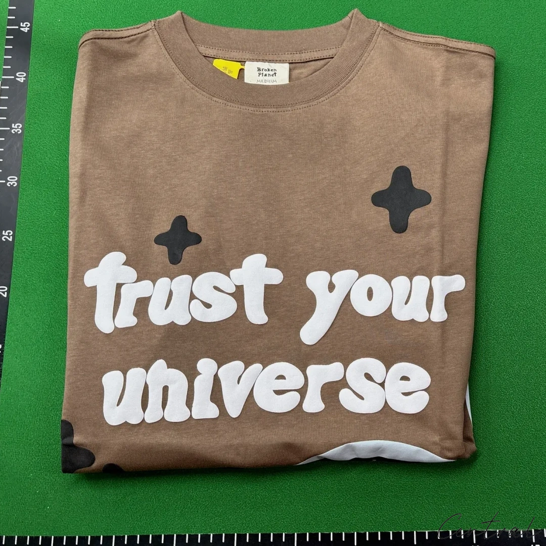 Broken Planet Trust Your universe T-Shirt - Brown