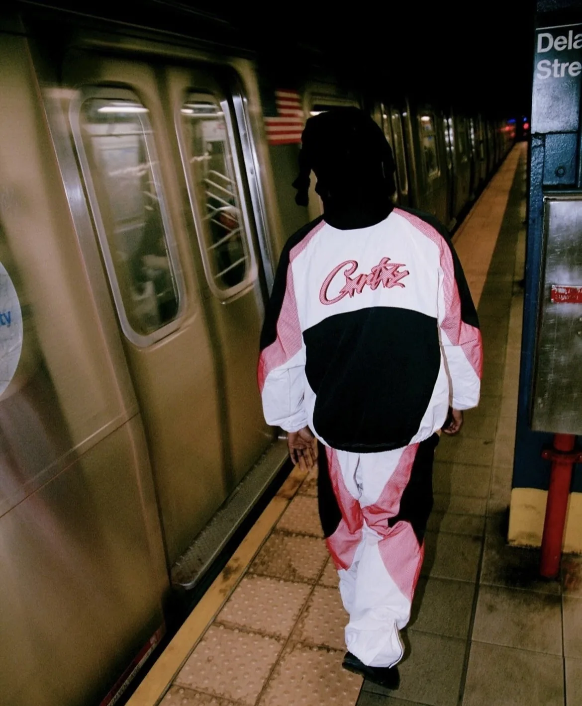 Corteiz Vertigo Shuku Jacket Black/Red