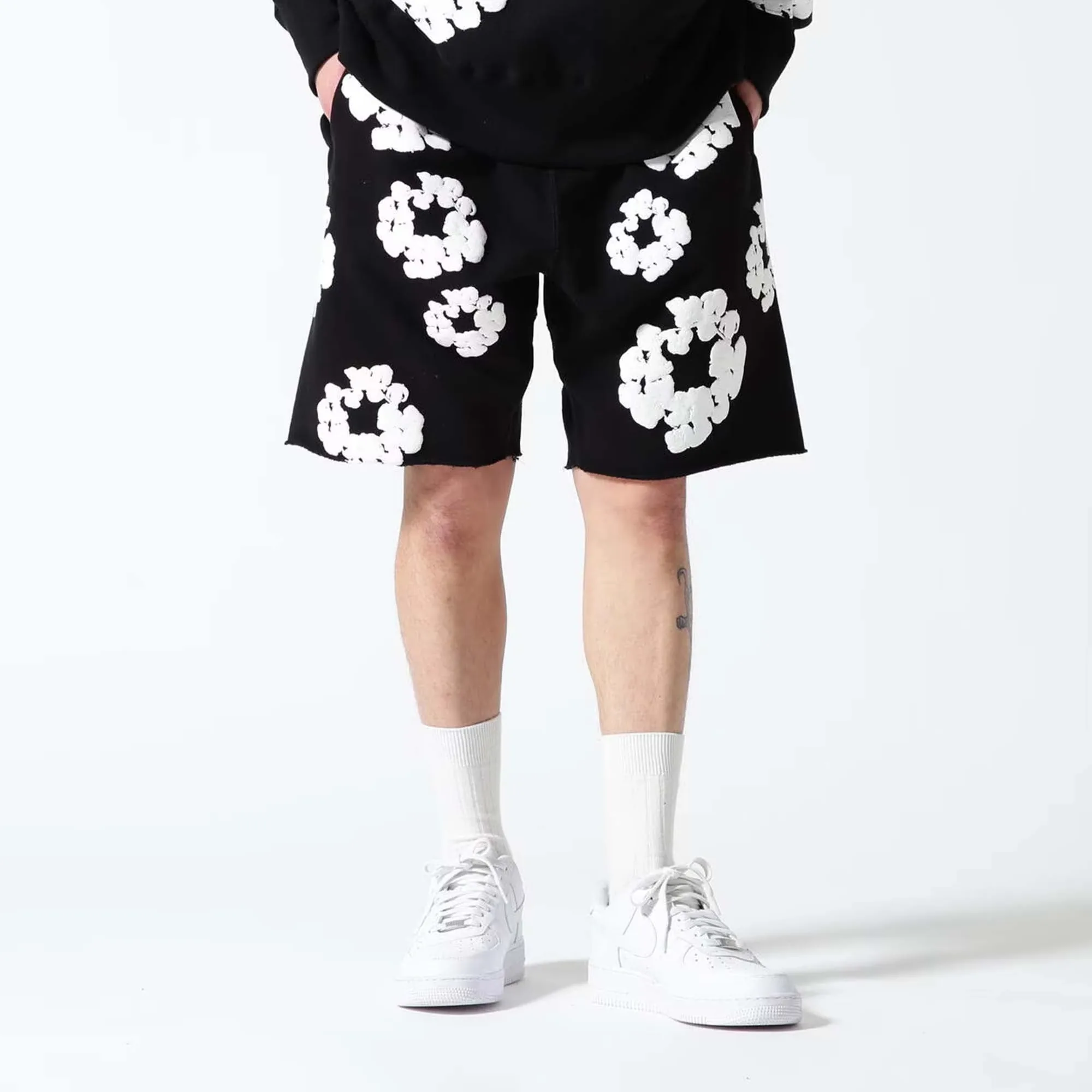 Denim Tears The Cotton Wreath Shorts Black