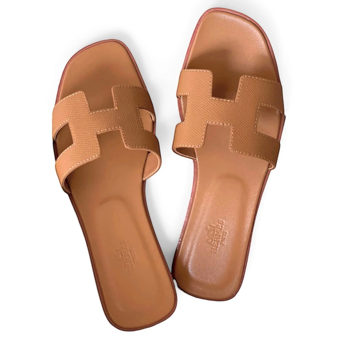Hermès Oran Sandal - Palm print golden brown