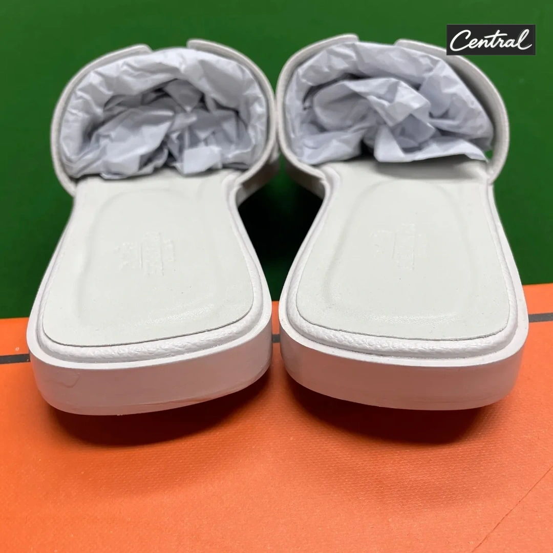 Hermès Oran Sandal - Palm prints all white